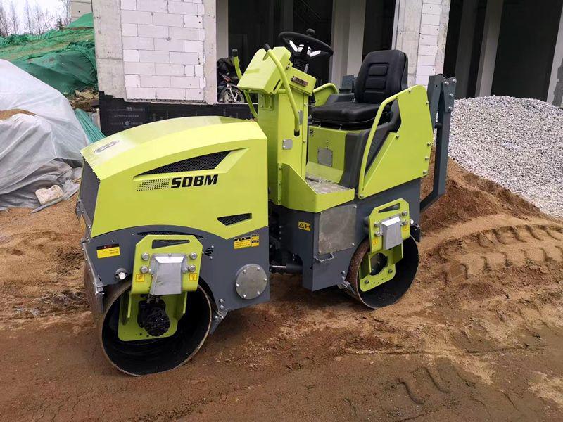 奔馬小型壓路機土方壓實、溝槽回填施工案例